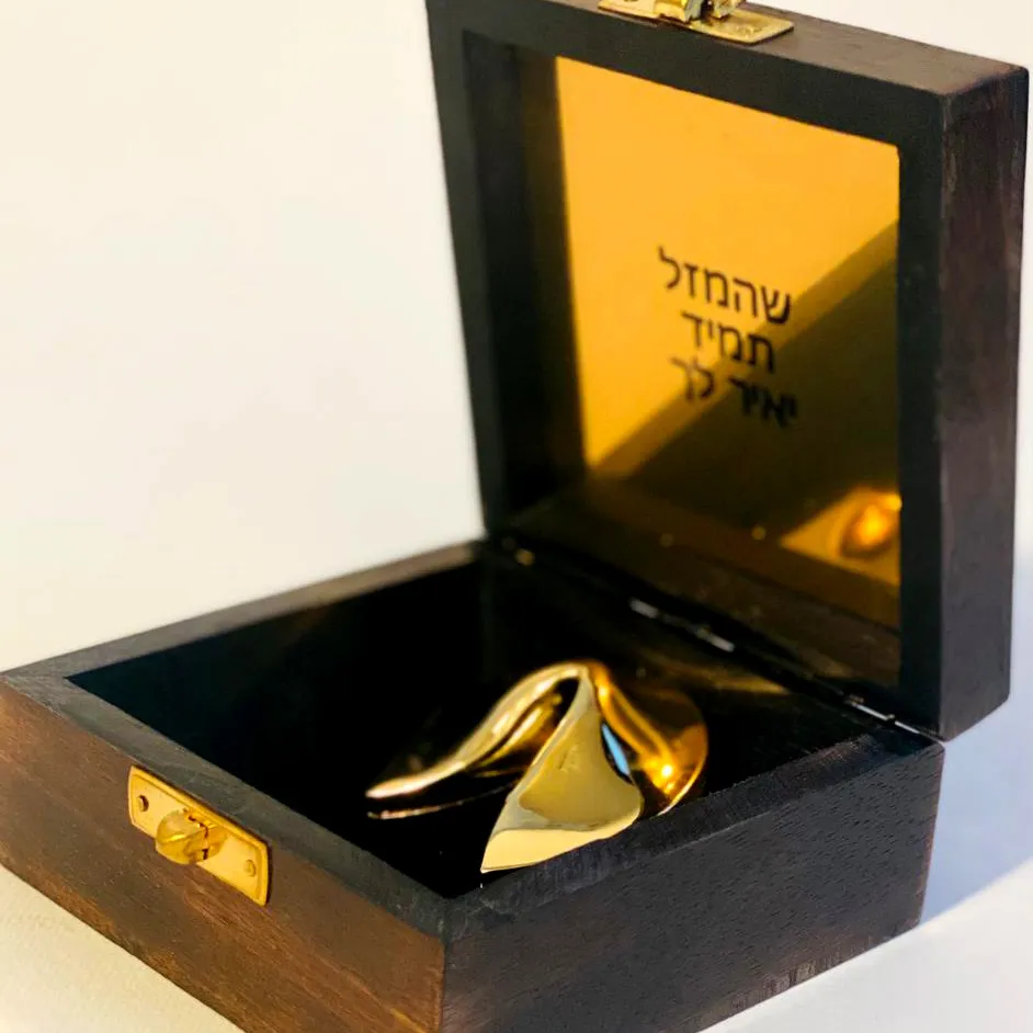 מה קונים מתנה לפנסיה? שאלת המאה